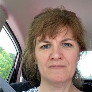 Meet your Posher, Gloria